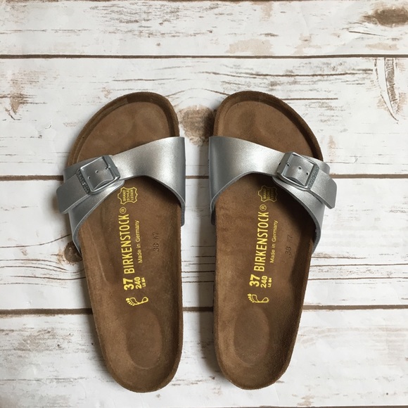 Birkenstock Shoes - NWOT Birkenstock Madrid Buckle Mule Sandals